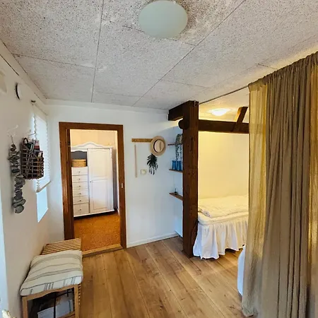 Nyager Bed & Breakfast 3*